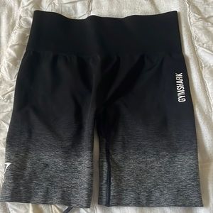 Gymshark biker shorts- never worn!